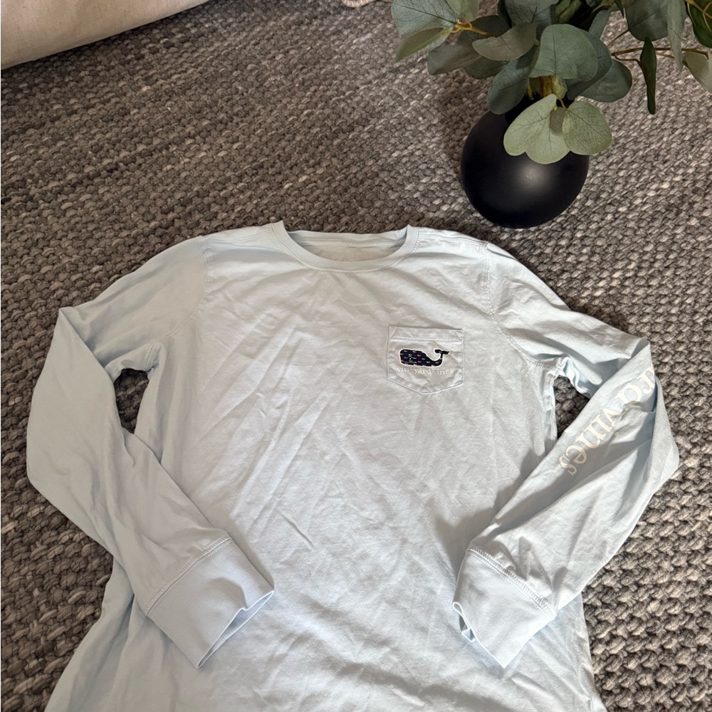 Vineyard Vines Women's Whale Long Sleeve T Shirt Blue Small